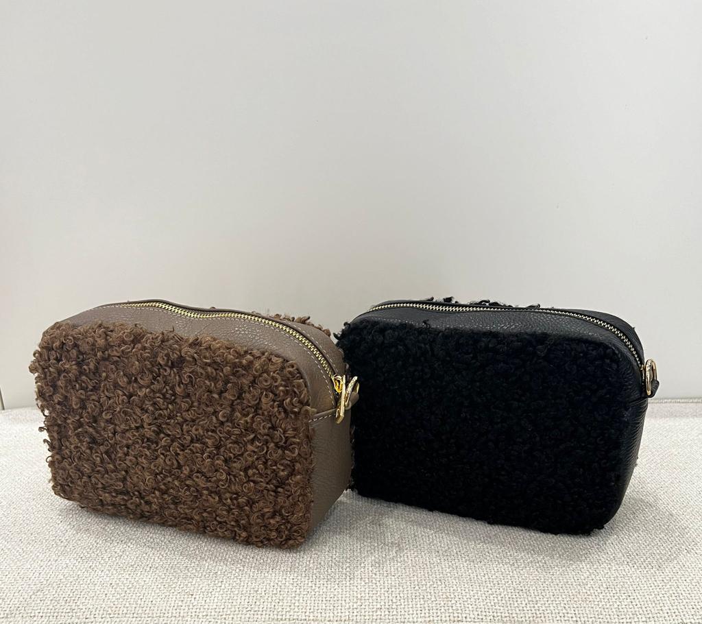 Borsa Bauletto Teddy Con Tracolla In Pelle - Divisione Chickster's cod. M3507 main:sha1=a0b9535fba28c0feb39df97a08ed8de66fc543aa