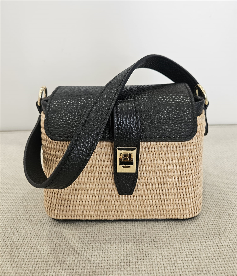 Borsa Bauletto In Rafia Con Tracolla Dorata Lung.18 Cm H. 14cm - Divisione Chickster's cod. M3548 main:sha1=57245a42ae189abe1cf599e59cc5be62fd3e1409
