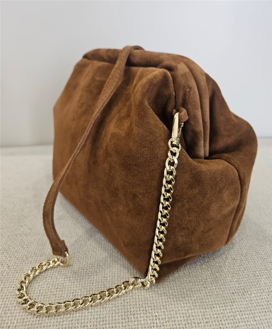 Borsa In Camoscio Con Tracolla Dorata Lung. Cm 26 H. Cm 22 - Divisione Chickster's cod. M3559 main:sha1=983058681302db6a9d6dfffbb6ddb75a4222a13d