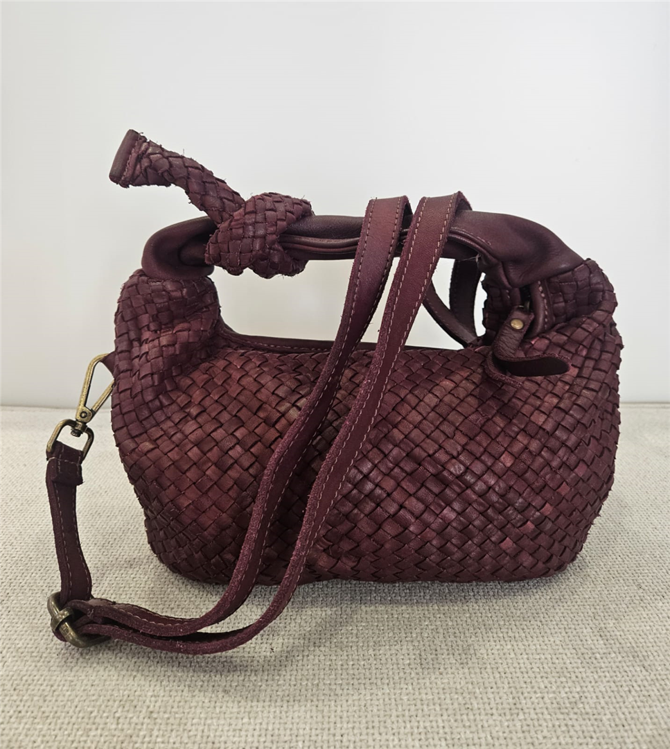 Borsa Pelle Intrecciata Piccola Lung. Cm 26 H.cm 16 - Divisione Chickster's cod. M3557 main:sha1=962036c92166f253c67e9d98134f23989cdc8fb3