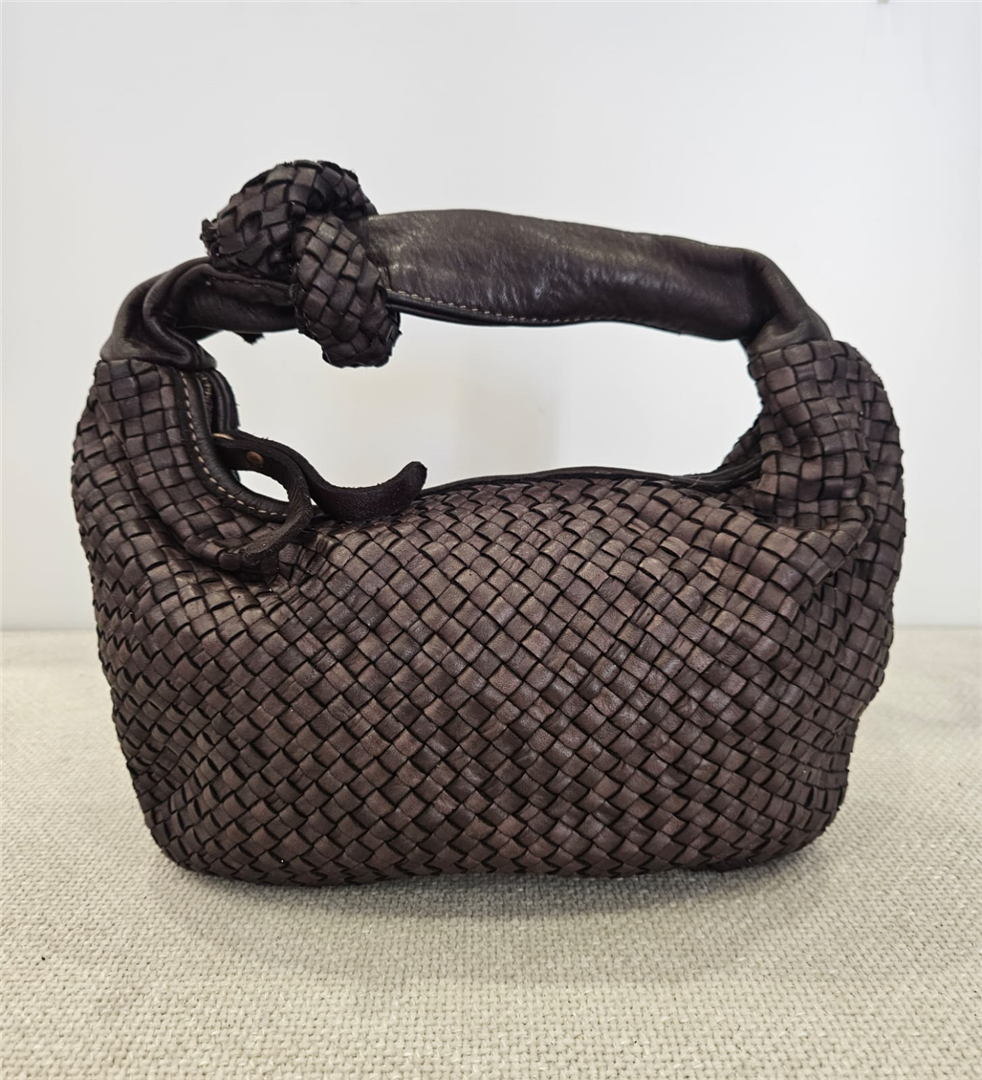 Borsa Pelle Intrecciata Piccola Lung. Cm 26 H.cm 16 - Divisione Chickster's cod. M3557 main:sha1=b0392b944e255bd06b14b9509aec95defa934c77