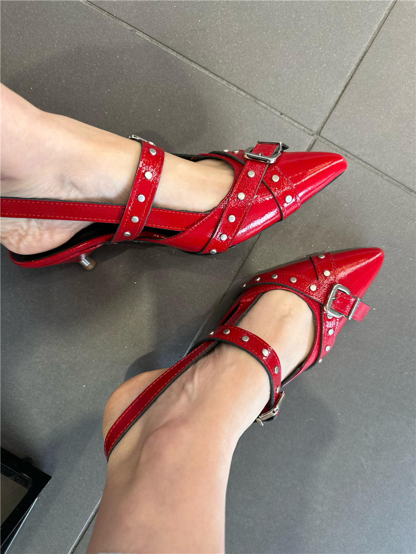 Slingback In Vernice Con Fibbie E Borchie - Via Mondana cod. CLO3 main:sha1=46ab941f3cc5154886d7566745aab6eadd214cbb