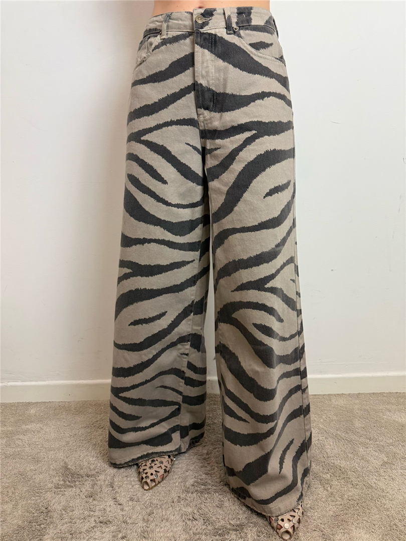 Jeans Mirna Fantasia Zebrata - Vicolo cod. DD5369 main:sha1=a9f8775c4fc6bbe453159882801a1977d4409bbe
