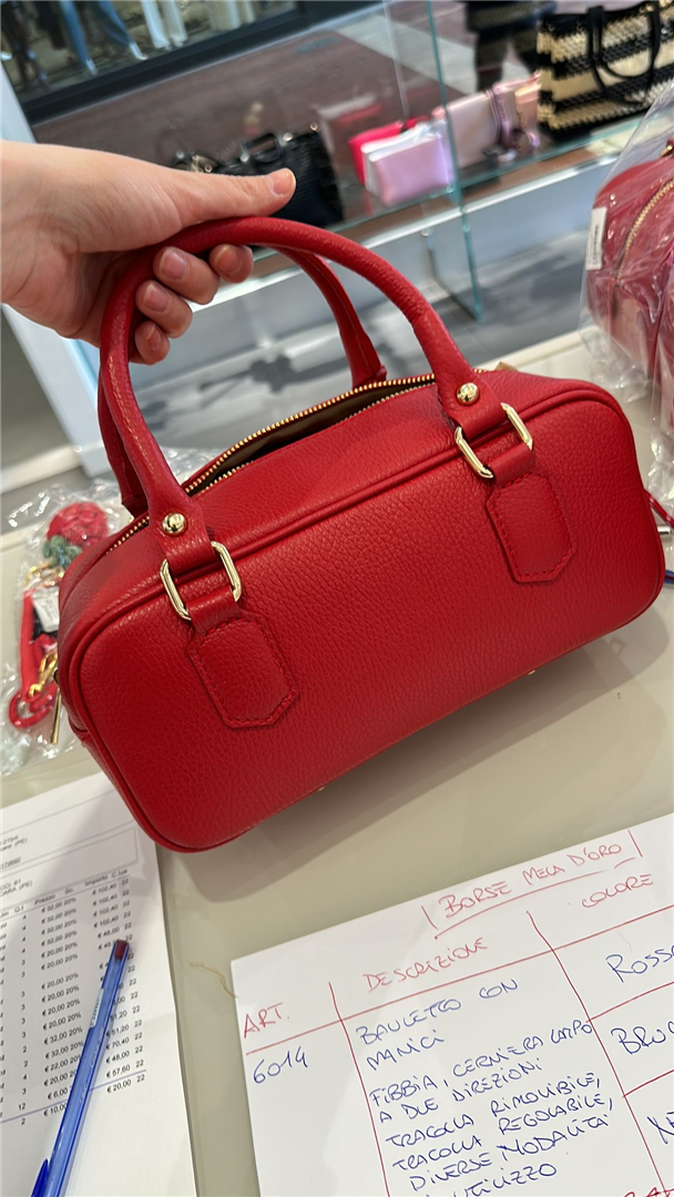 Borsa Bauletto Con Manici Lung. Cm 29 H. Cm 13 - Divisione Chickster's cod. M3576 main:sha1=043194538f61d61459fb0de08a1aca041afa2a79