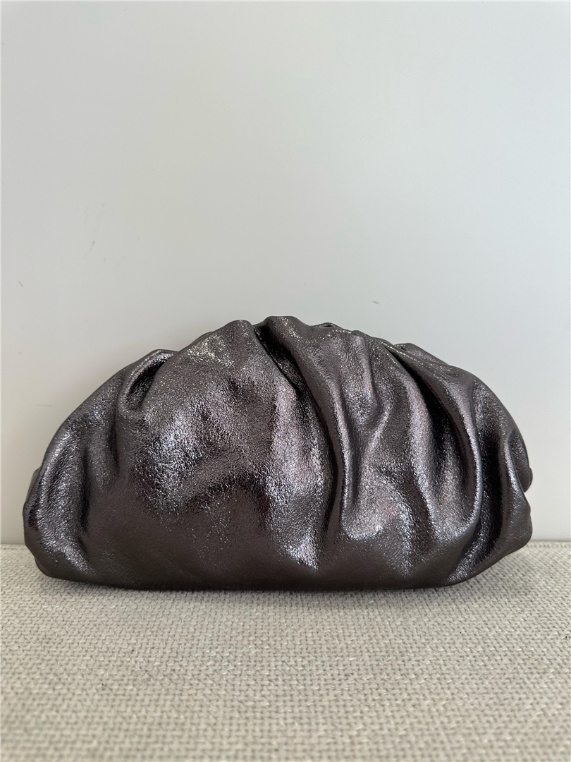 Borsa Pasticcino Piccola Laminata Con Tracolla Dorata - Divisione Chickster's cod. M3540 main:sha1=ad41d2836eba9195811fce8c50f2fa2f628a1b51