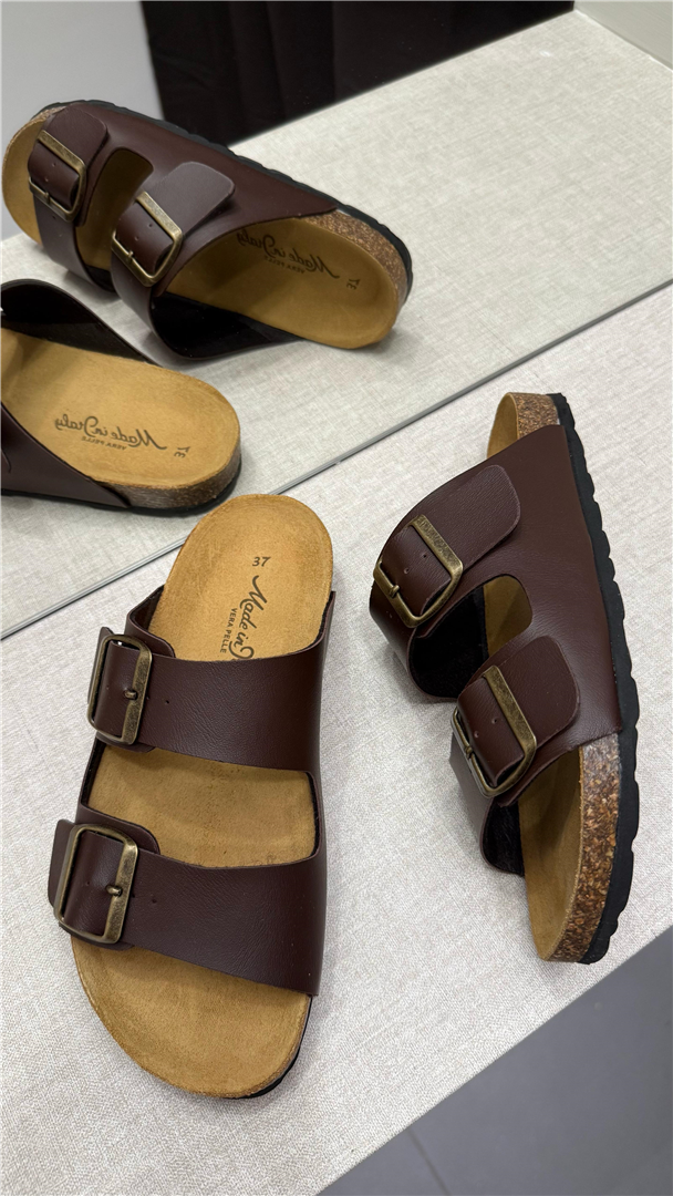 Sandalo comfort con leggera zeppa | DIDA SE0149 - Donna - color NERO Sandalo comfort con leggera zeppa | DIDA SE0149 - Donna - color NERO