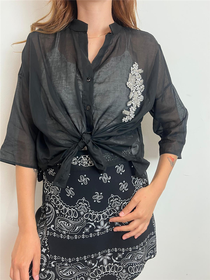 Camicia Coreana Scollo V Con Applicazione Gioiello - Haveone cod. CMA_N157 main:sha1=3e9ee31a4625a42d5f485eb2902746d39ed5ea6c