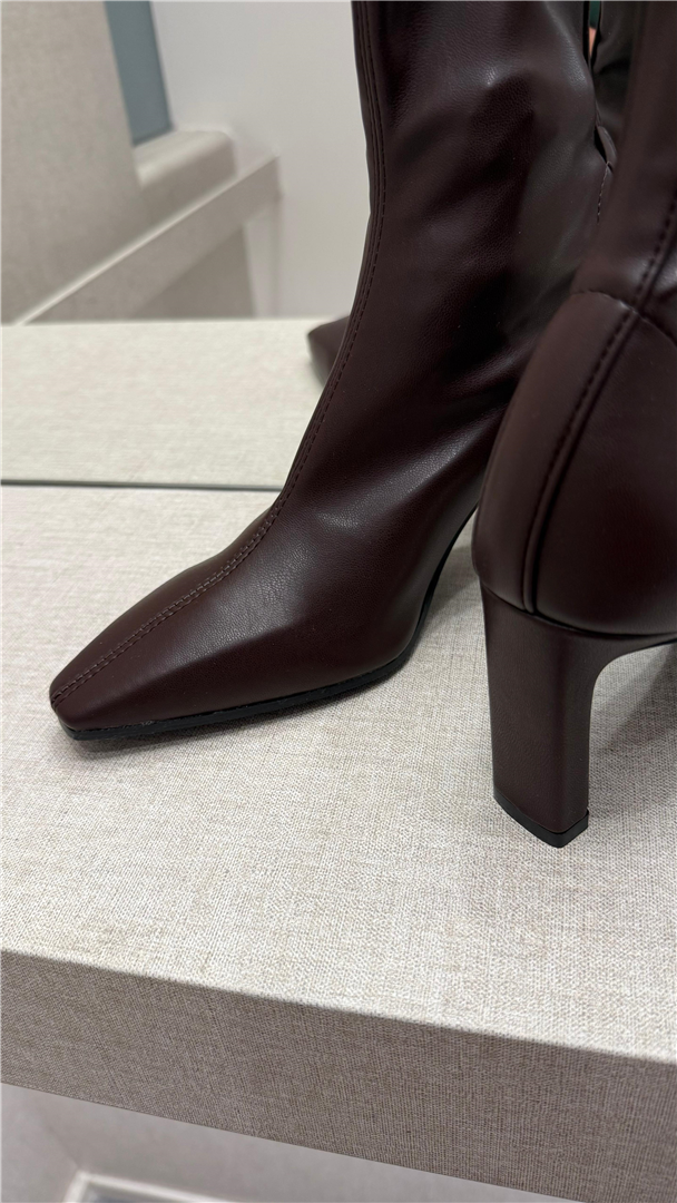 Ovye Stivaletto Stretch In Pelle Tacco Cm 7,5 - Ovye' cod. 25/AC1736NAS main:sha1=0ab152503c5e321d97aa9459b0368baa359cd866