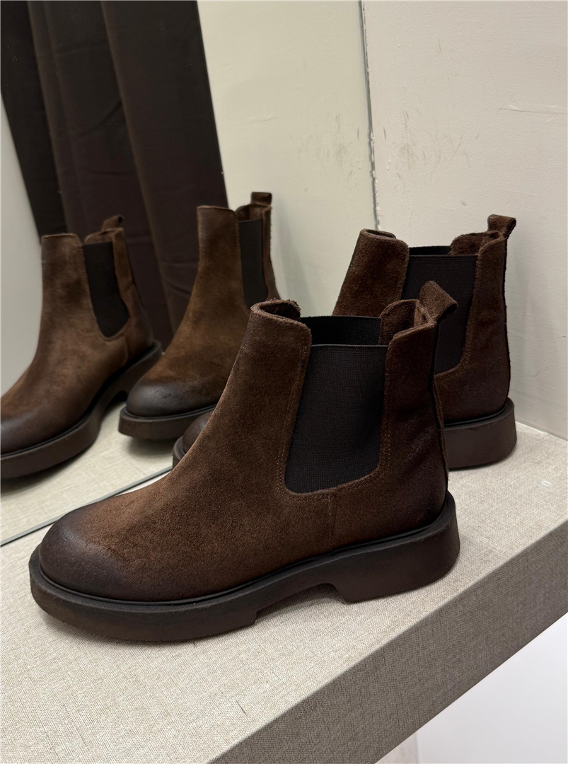 Beatles Camoscio Basso - Via Mondana cod. VMD002CAM main:sha1=eaa45599c2c0b9cdce5fd1d288d0fcd733b9eed0