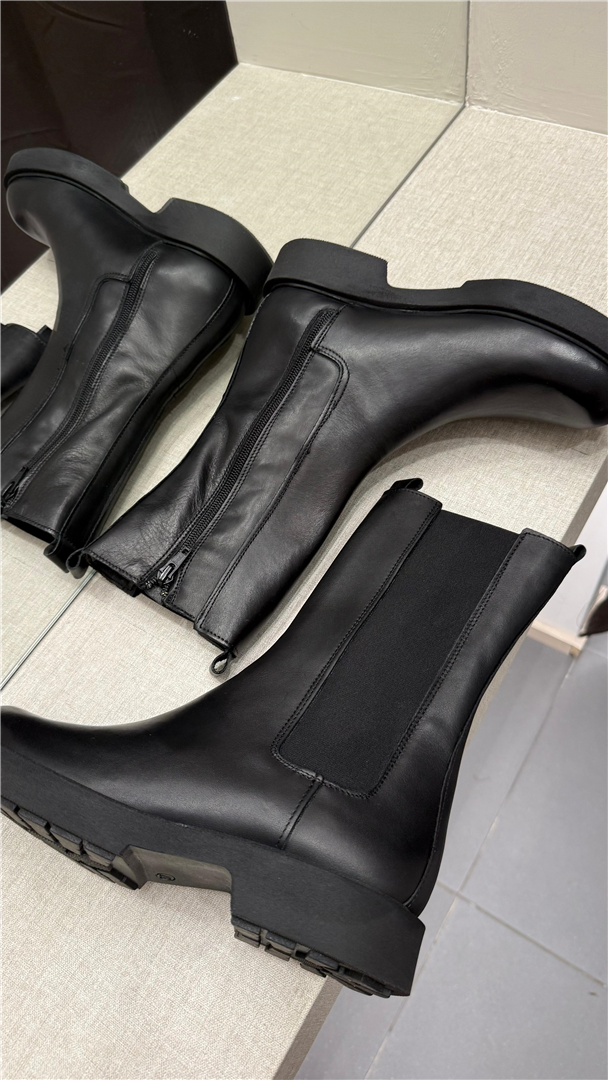 Beatles Con Zip Interna Pelle - Via Mondana cod. VMD007 main:sha1=a5bcfa8c4ec52278c16f52917742d46c11b1bc30