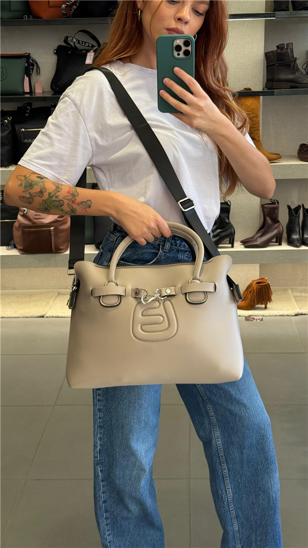 Borsa Mavis Tekno Fabric - La Fille Des Fleurs cod. MAVISTF\17 main:sha1=0cb2e239e0783c5a8bde7b50f299ac82cea012ab