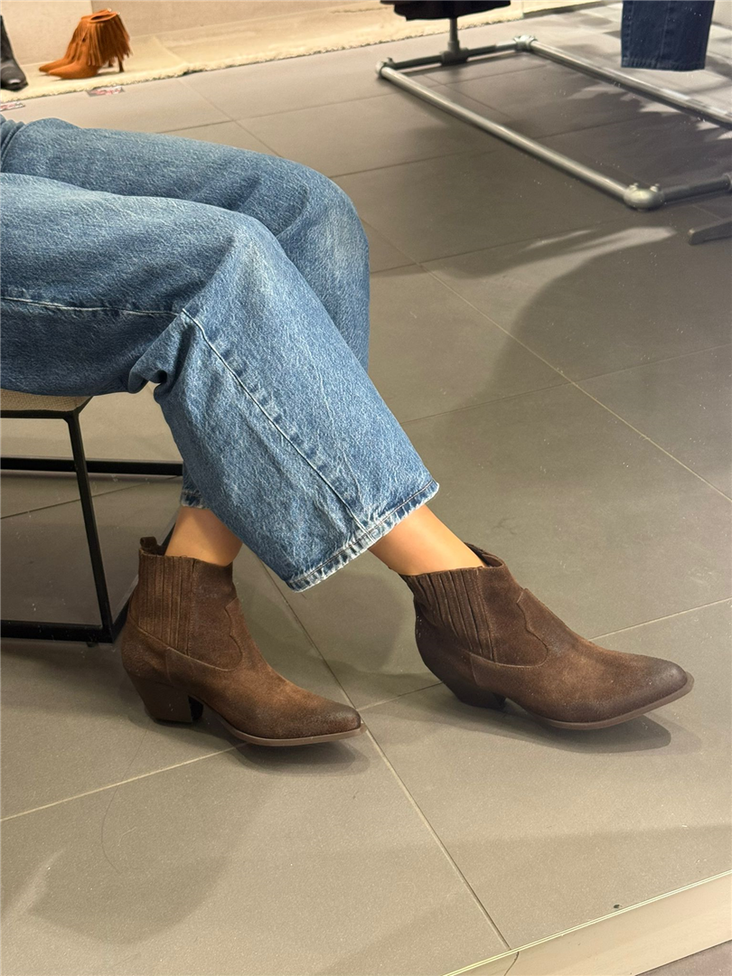 Texano Basso Scamosciato - Via Mondana cod. VMD008CAM main:sha1=740b600d966db8a628a0bb46c8a31259571fae0a