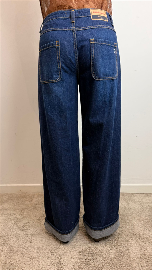 Jeans A Gamba Larga Con Risvolto - Please cod. P3KIEH0NVO main:sha1=446621a76b39a81f743cfd506b45e6541a407a65