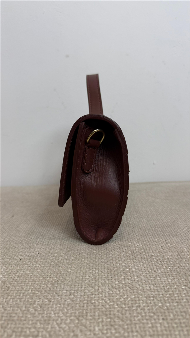 Borsa In Vera Pelle Intrecciata Con Tracolla Lung.31 Cm. Alt. 14 Cm - Divisione Chickster's cod. M3584 main:sha1=28642185c83913a2fbd57e21aaf9ba15342f1db4