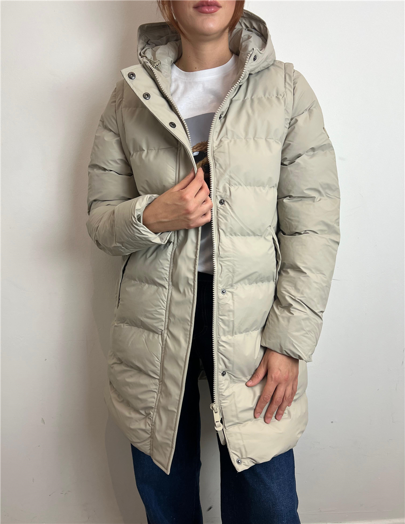 Tanta Rainwear Stuhi Piumino Versatile Con Maniche Staccabili - Tantä Rainwear cod. T3248 main:sha1=12eeaa4e091866dc803ddd477809a02966c6595c