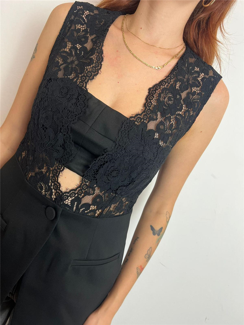 Gilet Con Dettagli In Pizzo E Chiusura A Bottone - Imperial cod. LD11KMA main:sha1=29981e5ca4ad59c4797b92a1fa02741453f640a0