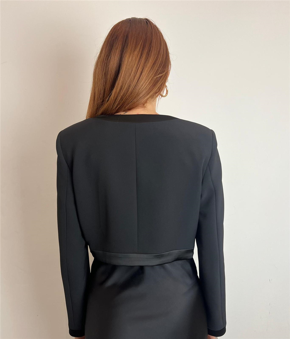 Blazer Crop Con Finiture In Raso Silence - Silence Limited cod. GI5313 main:sha1=88fb2268ce9e27a55a3aea93b3318f8e6e166015