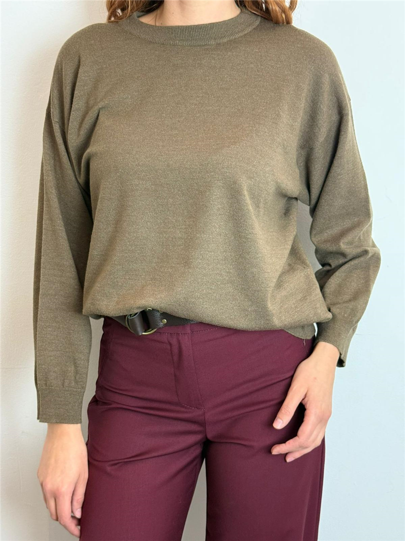 Pull Girocollo Con Oblo Sul Retro - Vicolo cod. 22154F main:sha1=a3717f5858a511d6eb4e4a549eef42d470cbd9fd
