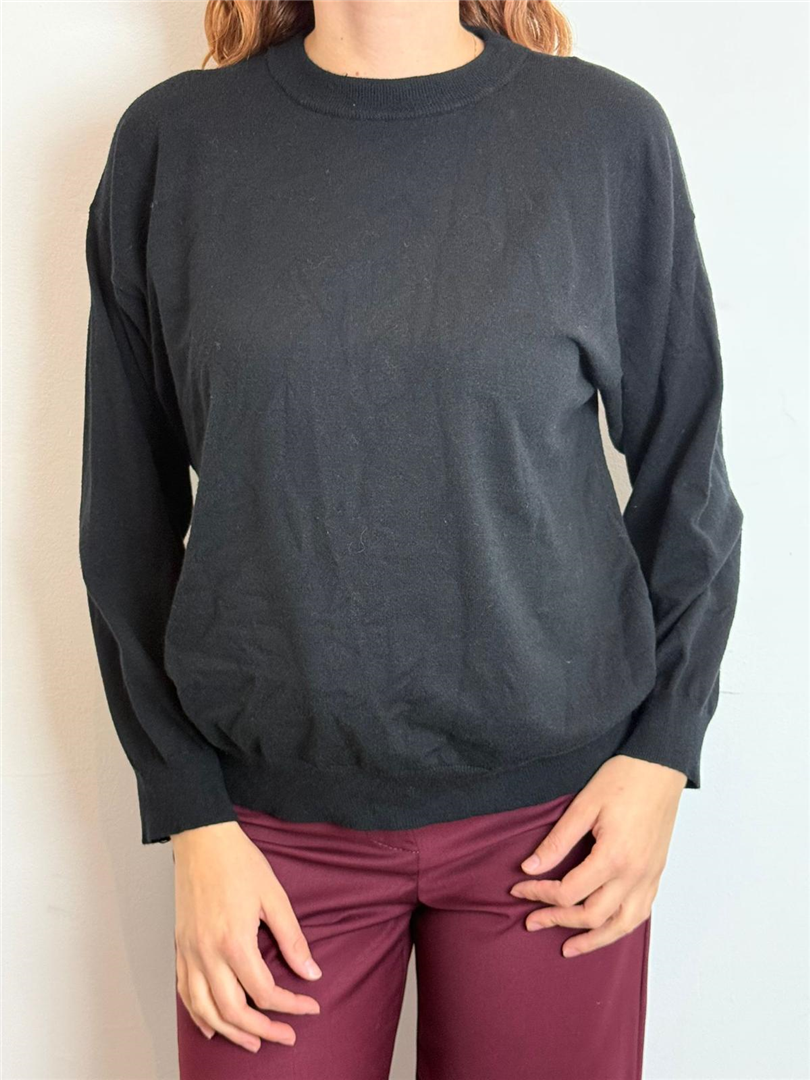 Pull Girocollo Con Oblo Sul Retro - Vicolo cod. 22154F main:sha1=58f2a0243dae23acf49e2247bd227f525cedfa64
