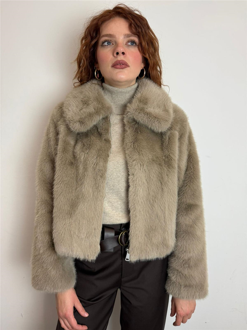 Manteau shonna In Ecopelliccia Grace & Mila - Grace & Mila Paris cod. FW2519019 main:sha1=36e039ccbffa8889128d473e38053bc545e508c8