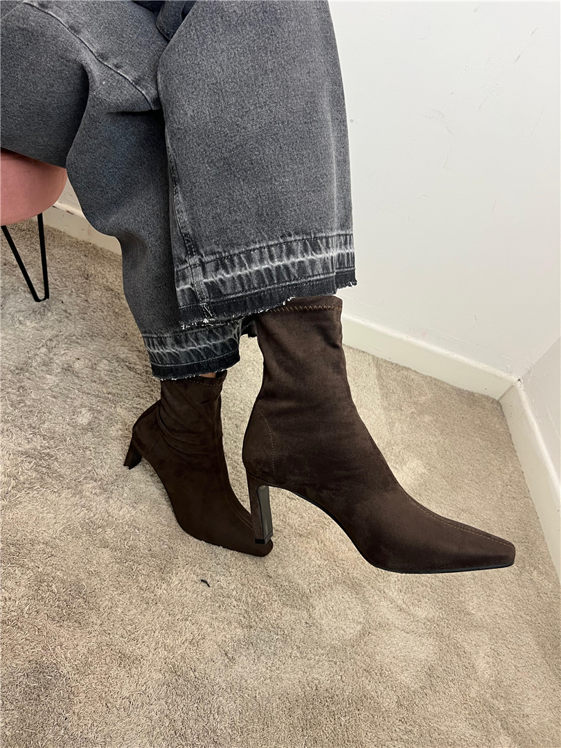 Tronchetto Strectch In Camoscio Ovyè - Ovye' cod. 25/AT2007CAM main:sha1=21639e59a0b7a4cce7118c4ff826e13a7376b64b