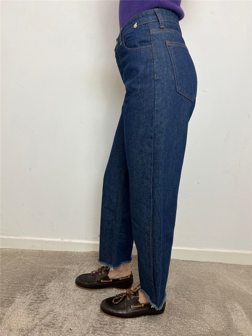 Jeans A Gamba Dritta - Philia Loft cod. D01E0974 main:sha1=f6b0396ed0c0d643c0ee404562c05b3c7f57eb3c