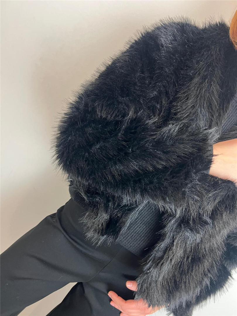 Pelliccia Corta Collo Sciallato - Haveone cod. KDY_P035 main:sha1=9cb7ae0f7f5e2c4bc7e4e4c72838134a4c11f176