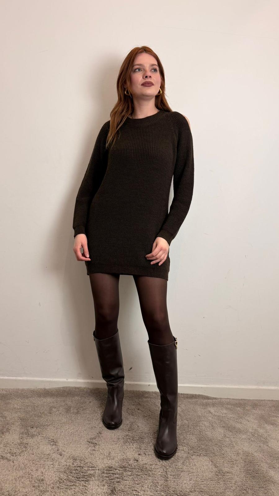 Maxi Maglia Con Oblò Sulle Spalle - Vicolo cod. 77351F main:sha1=a1c4ca3225cdf765234430c9a702560f72f44945