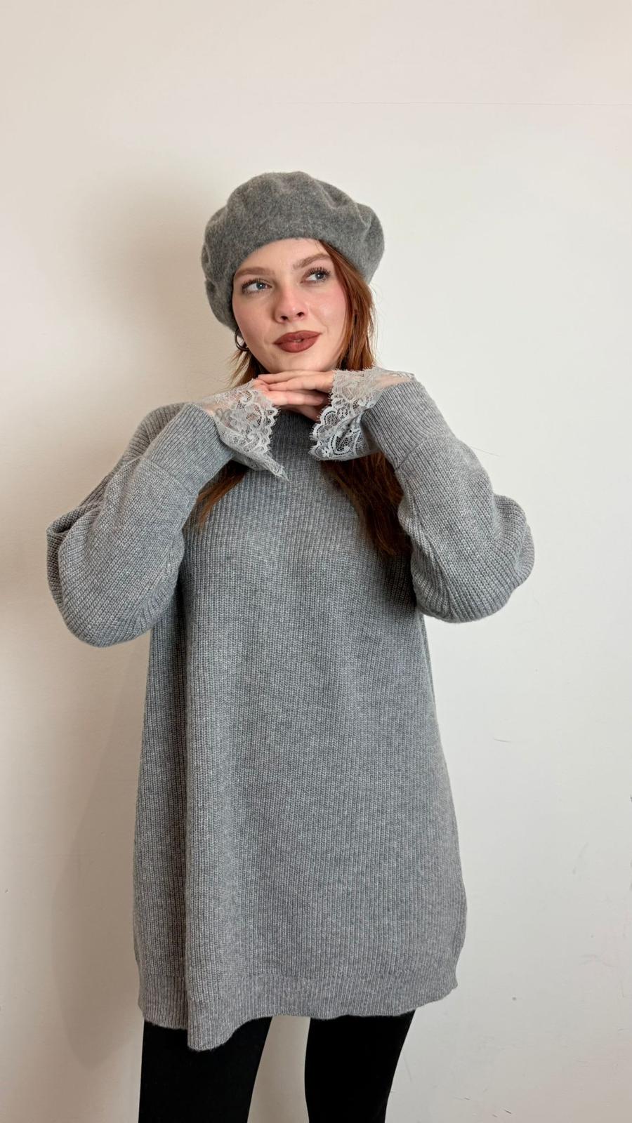 Mini Abito In Maglia Con Inserto Pizzo Sul Polso È - Vicolo cod. 77266F main:sha1=664aab741cb100b1ae6dd67be9c012cbadf927d0