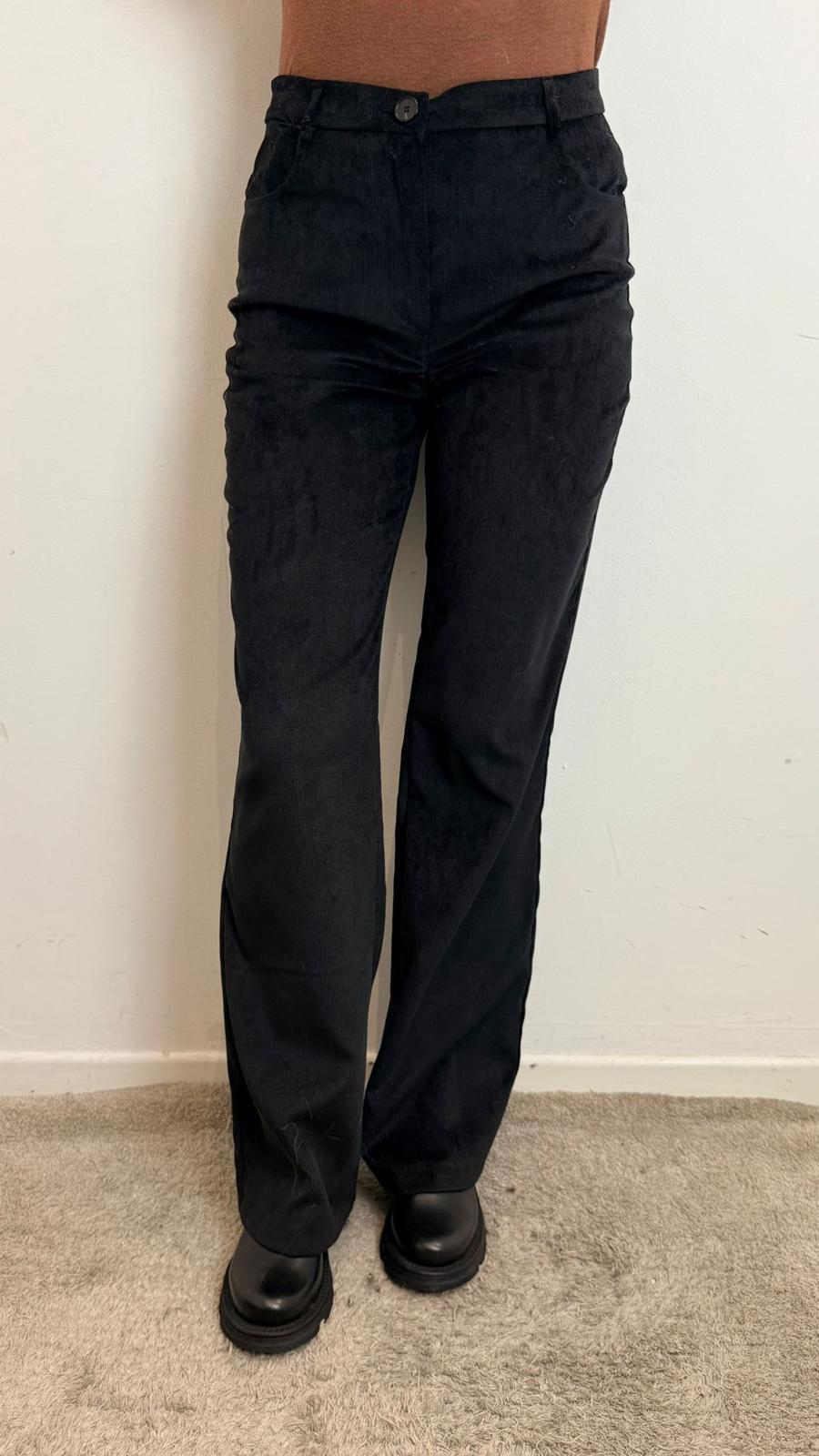 Pantalone Velluto Millerighe Gamba Dritta - Vicolo cod. TF1977 main:sha1=21ff6517f51c36105bbd53baae81aae9c1a4c0ae