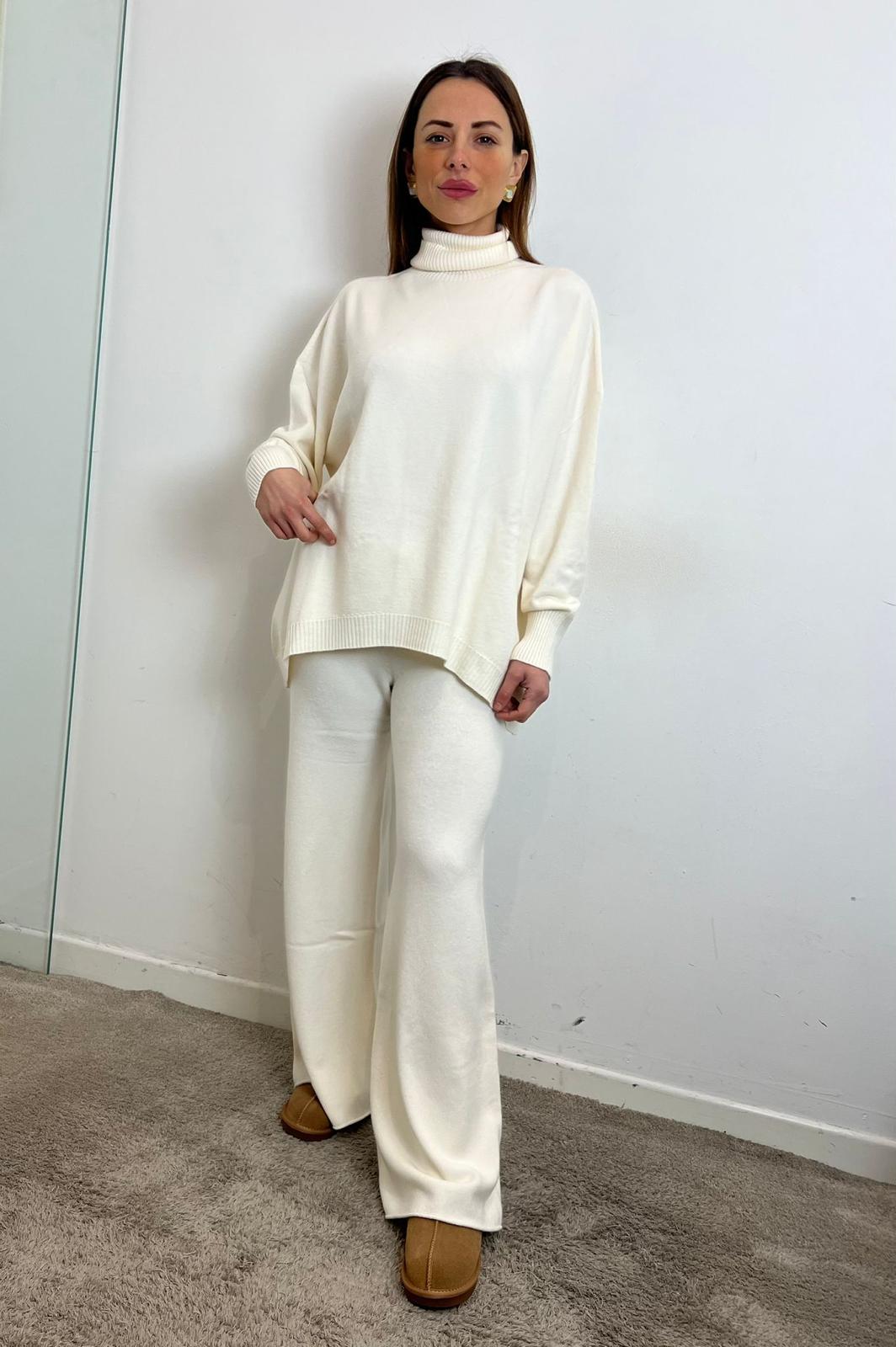 Completo Maglia Collo Alto Pantalone - Haveone cod. HMG_P027 main:sha1=e19567c1e263f1cb536551b0054cd873f0aef713