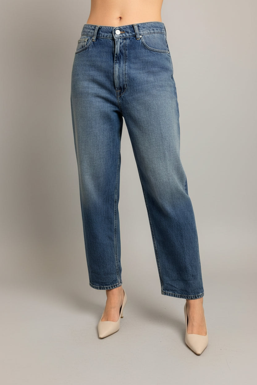 Jeans Laila - Vicolo cod. DAB5159 main:sha1=acab9c821eb5e164be40008f3a5367c82c980be0