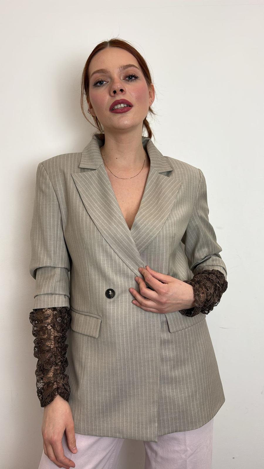 Giacca Gessata Pizzo - Haveone cod. JGE_Q028 main:sha1=51031fc628fc4d9df35828a57be90e4135fd218f