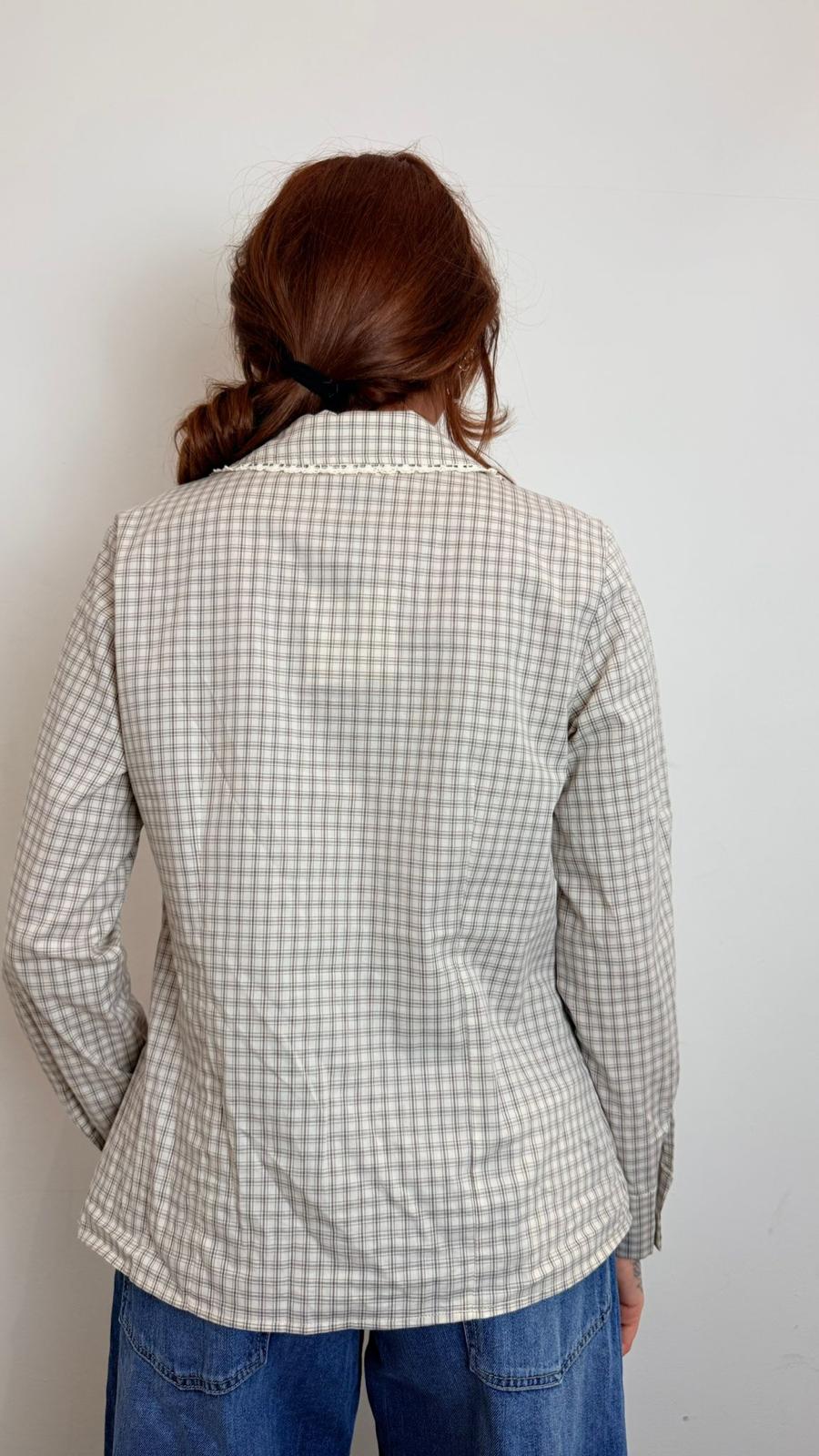 Camicia Donna A Quadretti Con Pizzo | Blusa Beige Colletto In Pizzo - Vicolo cod. TAB1085 main:sha1=977bc17dc1379d571125fb595a350498075ca0ba