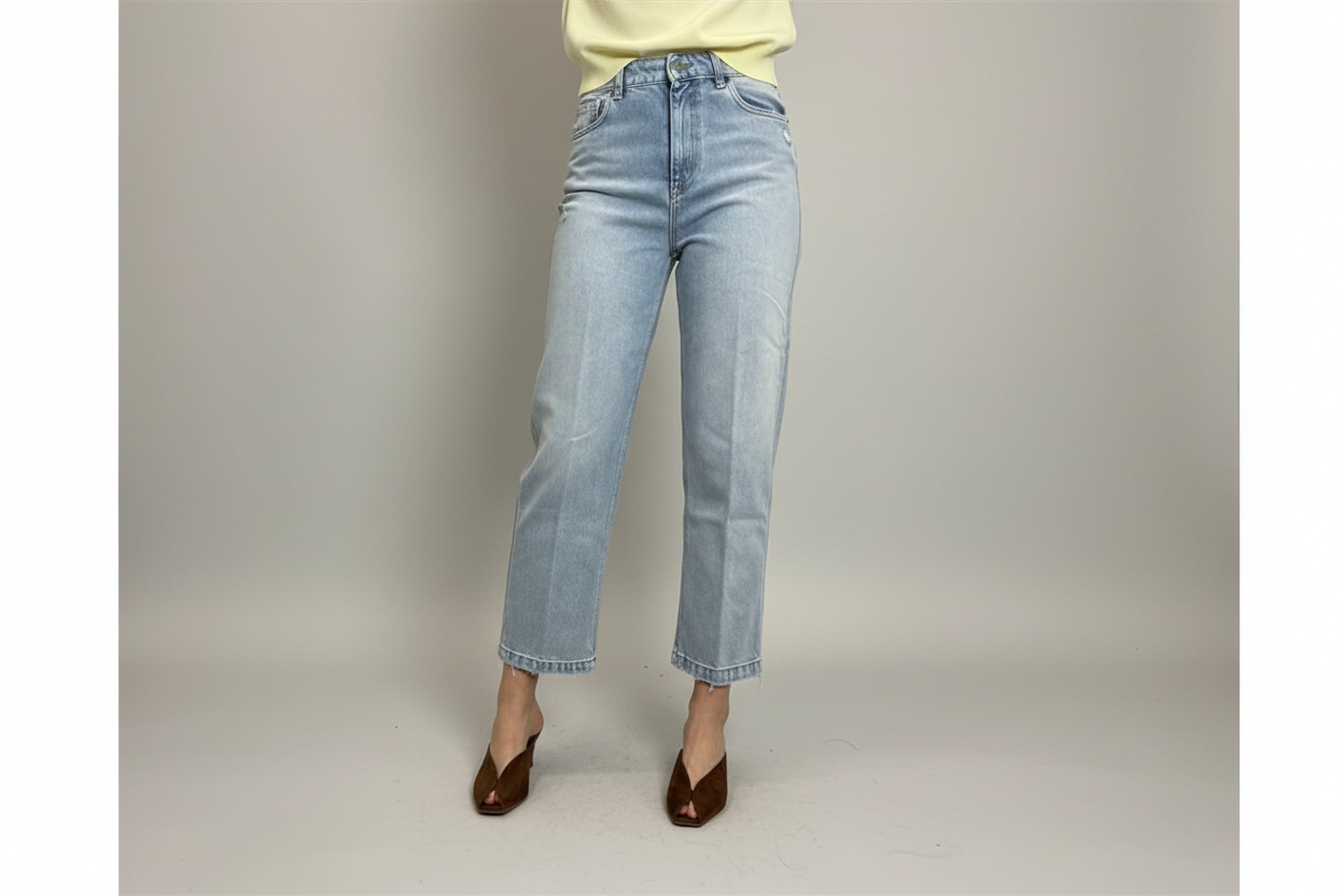 Jeans Kate Con Rotture - Vicolo cod. DAB5056 main:sha1=ef2de242494d755076ec38d894dd282a8f36b8ad