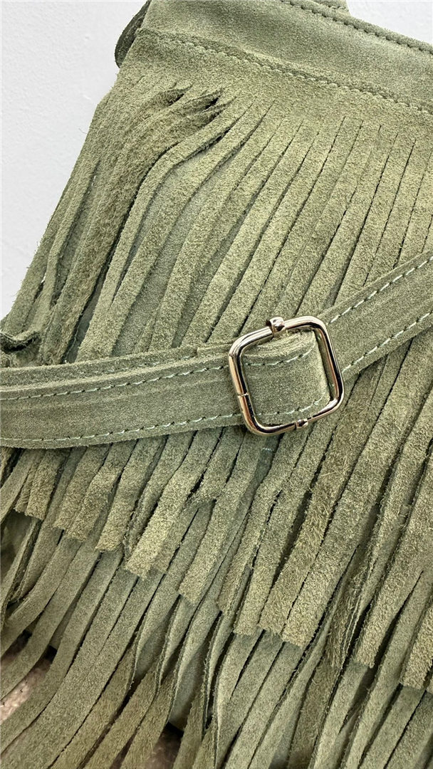 Borsa A Tracolla Rettangolare Con Frange Frontali Lung. Cm 31 H. Cm 30 - Divisione Chickster's cod. M3596 main:sha1=f649fd988e5963624b500ae5e1163a3dc36bfcd4