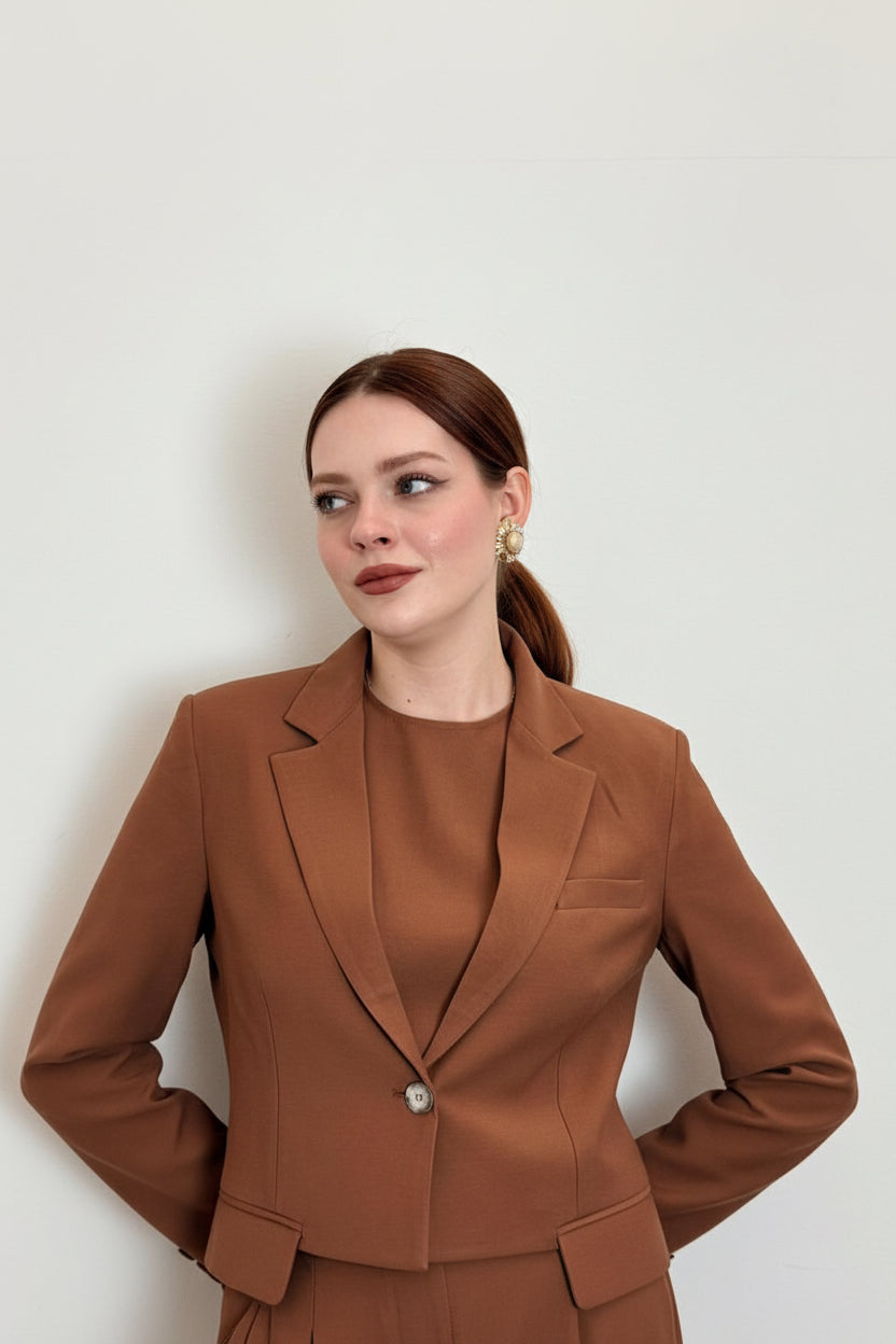 Giacca Crop - Vicolo cod. TAB1368 main:sha1=f68cbbdcc4abcd4144e8402a7ed06a247ccf9978