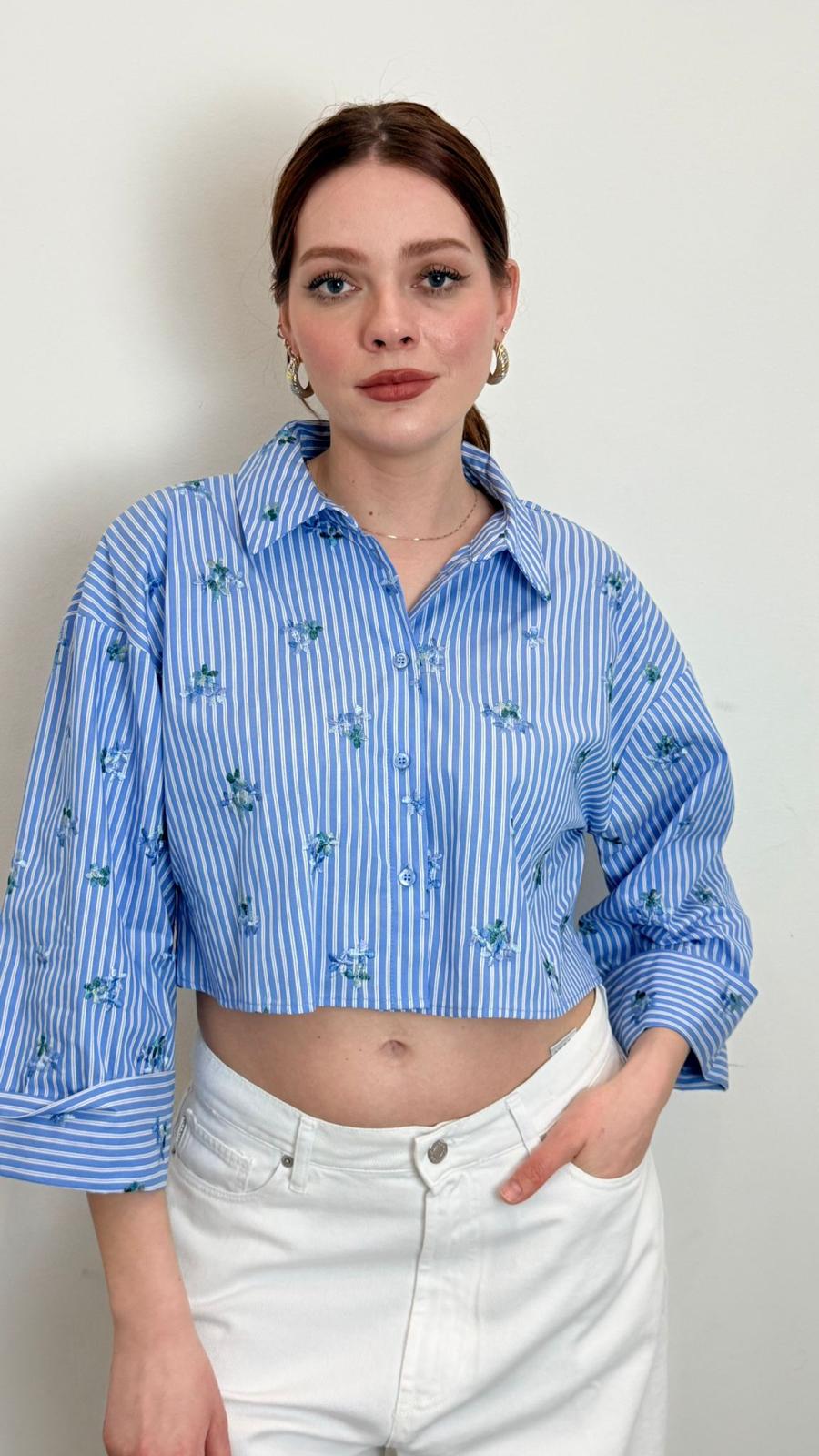 Camicia Crop A Righe Con Ricami - Vicolo cod. TAB1383 main:sha1=25c4e78b35096239b8a257b4455265be4a0775c8