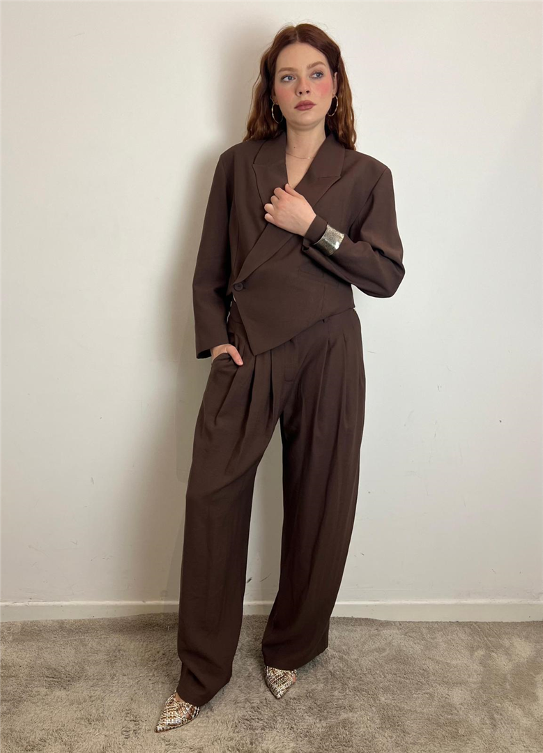 Blazer Crop Asimmetrico Dettaglio Bracciale - Souvenir cod. S39M1099 main:sha1=6e18760fd49960ec1e906f3ce4f990856f1f92ec