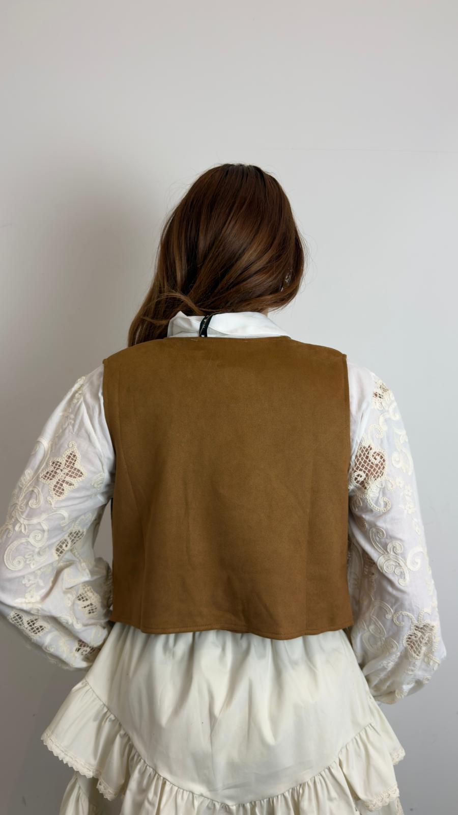 Gilet Ricamato Sul Davanti - Haveone cod. LSS_Q025 main:sha1=cd41a8674a6629f9d1acf65d117cb6bac95dfaab