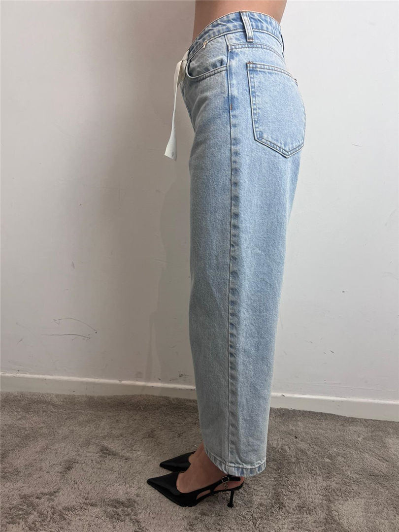 Jeans Elodie Denim Chiaro - Philia Loft cod. D02E0749 main:sha1=2b1226ac3c931ca95551e1c56f8d454266154f3f