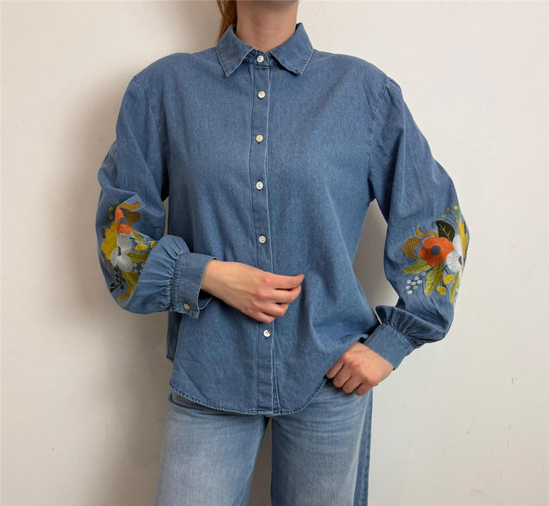 Camicia Denim Con Ricami - Souvenir cod. D39V1083 main:sha1=5d62e77f36441837cf09a46f1742342c8b723c56