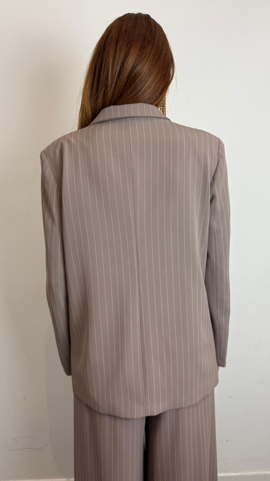 Blazer Over Gessato Con Spalline - Imperial cod. JT86LAF main:sha1=a0032331ed4c5b3dbcd4089847b01749dbb55164