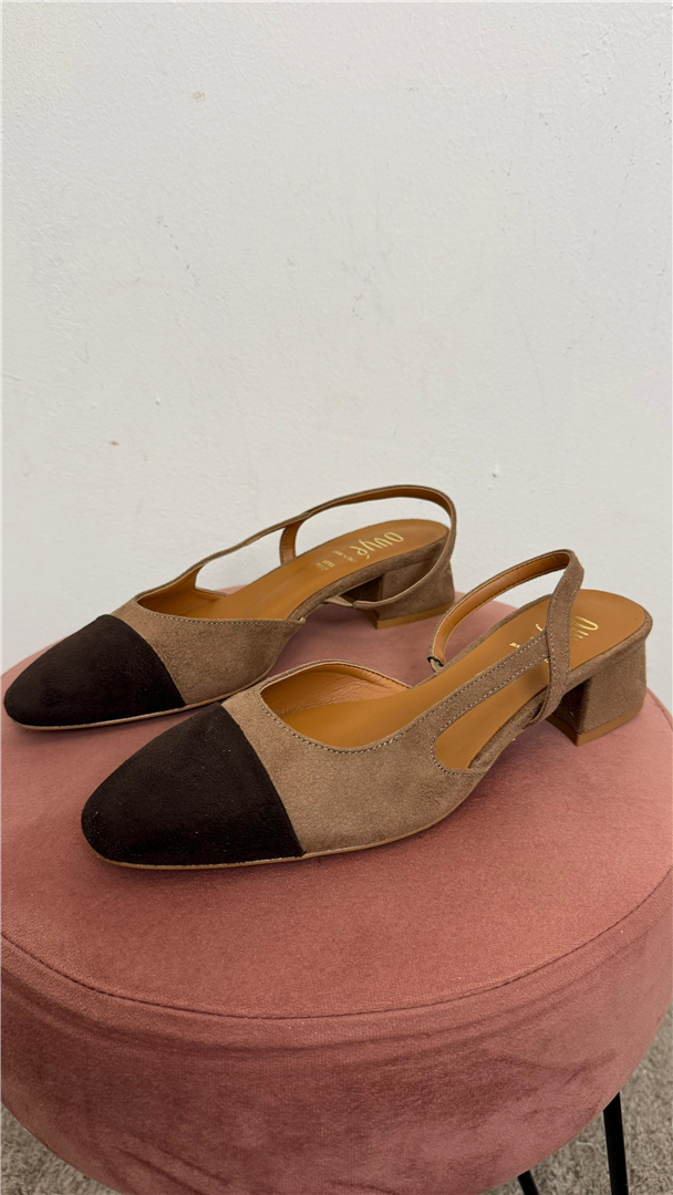 Slingback A Punta Tonda E Cinturino Elasticizzato Tacco 4 - Ovye' cod. 26/LF2675002CAM main:sha1=9eaea99a8431549c3fc6bab23ca7573847ff9737