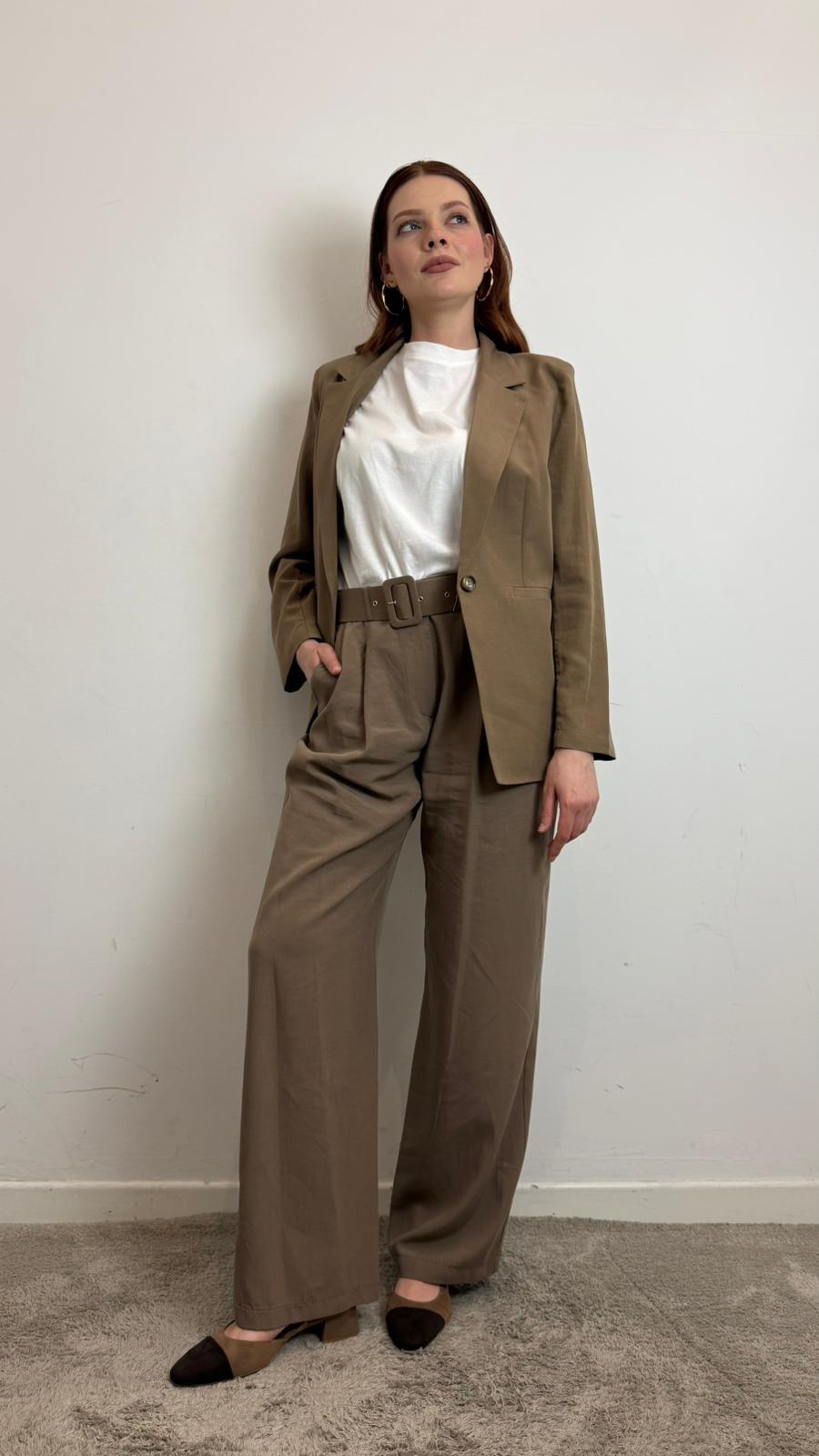 Blazer Regular Fit Monopetto Tasche Frontali - Please cod. J0MADZT000 main:sha1=a121a0892394593074307ea4d74aa78d9cc667dc