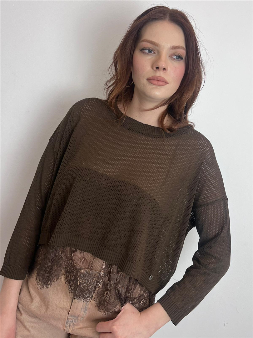 Maglia Traforata Con Sottoveste Di Pizzo - Please cod. M840526125 main:sha1=2a0387f847abd0924f373c08a532ccd1f091972c