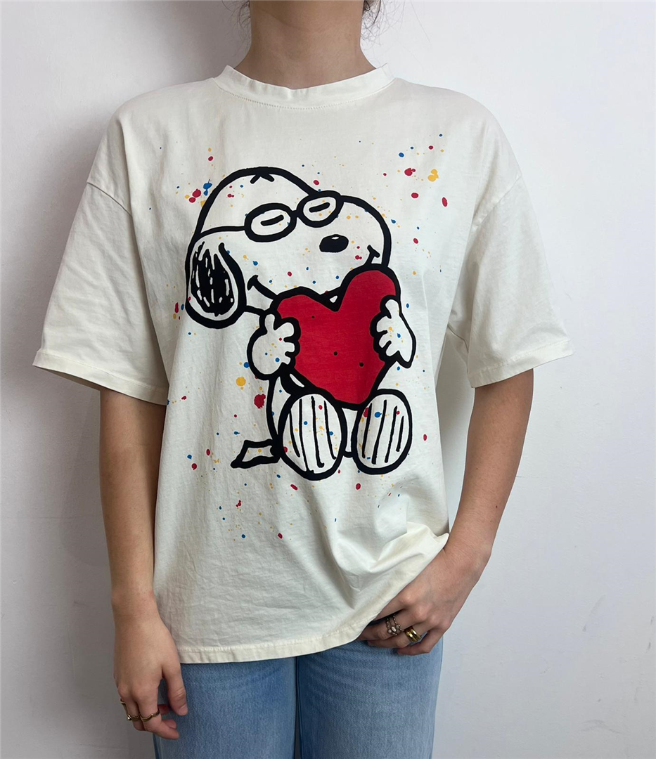 T Shirt Stampa Snoopy Con Cuore - Souvenir cod. D39N1507 main:sha1=9c9e32be9c26898ef2690478306dfef65bf582a5