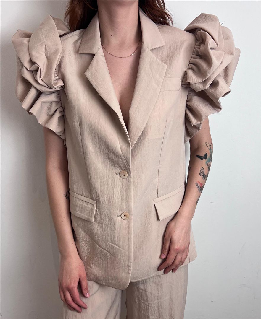 Giacca Giromanica Con Volant Sulle Spalle - Souvenir cod. M39F1560 main:sha1=9759e30c9673f46e24e52f126e25d4f6dd9518bf