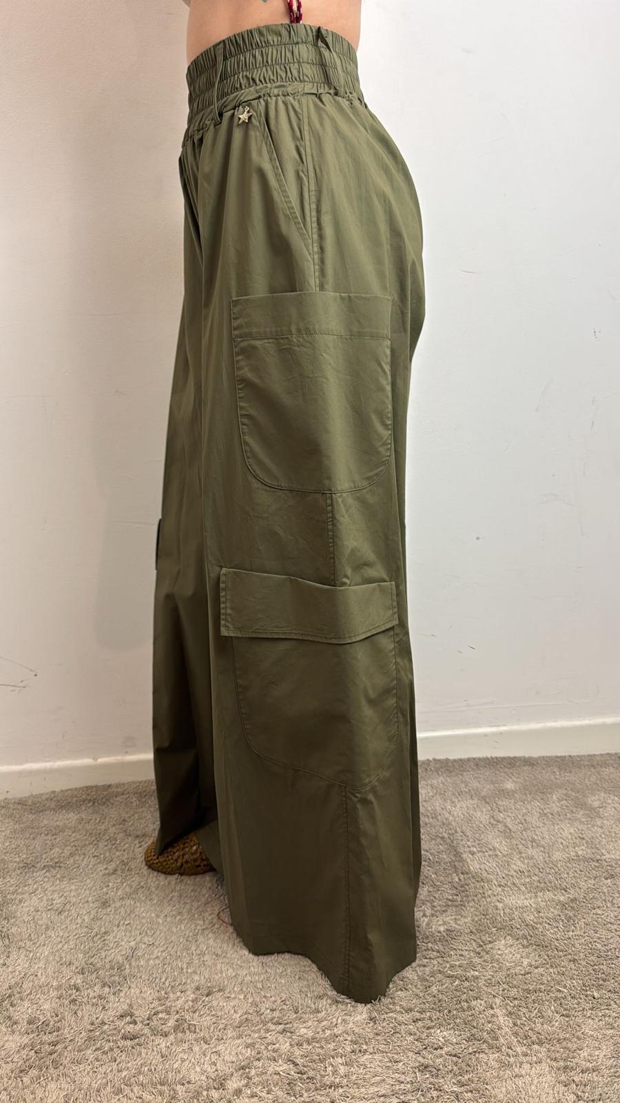 Pantalone Con Tasconi Ed Elastico In Vita - Souvenir cod. F39X0072 main:sha1=fdd7c825a390e7ba5e0ffd0d33ec65ac92373ad5