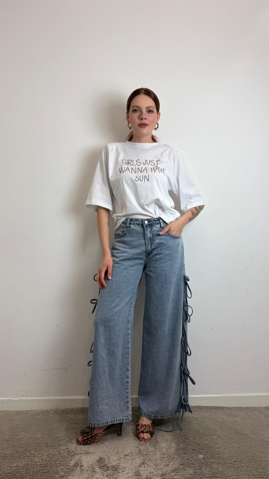 Jeans Wide Legcon Dettagliolace Up Laterale - Philia Loft cod. D02E1125 main:sha1=c5a7b163834853934100146eaeeb66de0fd07609